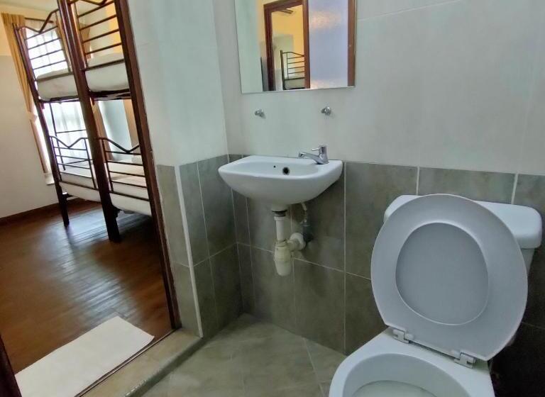 Camera Quadrupla Standard, Cozzy Motel