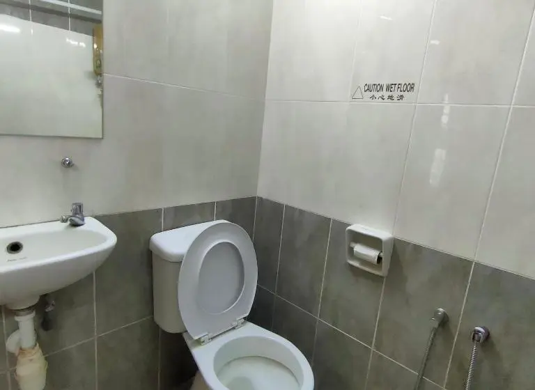 اتاق استاندارد چهار تخته, Cozzy Motel