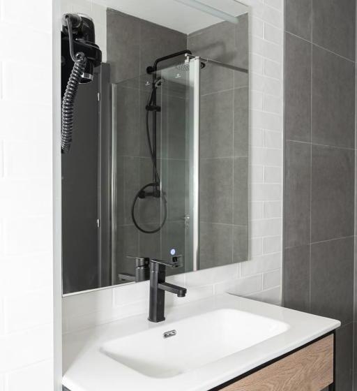 标准三人间, Pension H30 Salces Licencia Hbi01292