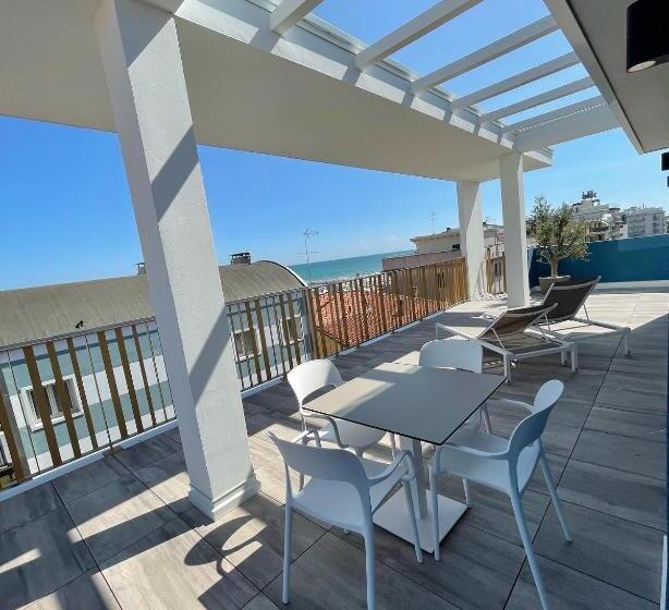 Deniz Manzaralı 1 Yatak Odalı Daire, Mar60 Apartments