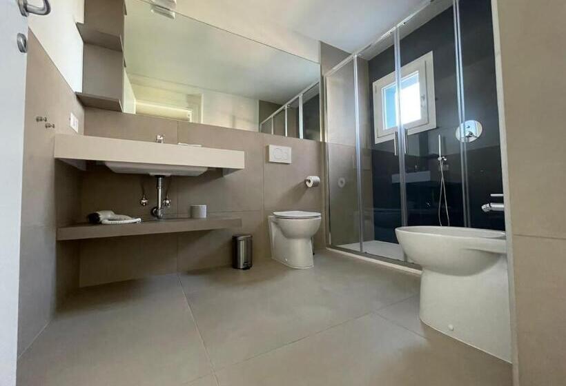 Deniz Manzaralı 1 Yatak Odalı Daire, Mar60 Apartments