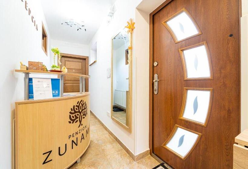 标准间带阳台, Penzión Zunama