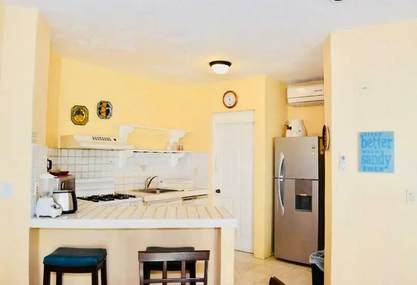 Standard Neljän Hengen Huone Puutarhanäkymä, Villa Para 5p 4a 1m Dentro Del Hotel A Un Lado Del Krystal Ixtapa Con Playa Wifi