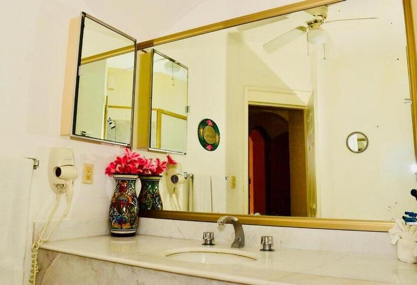 ガーデンビュースタンダード４ベッドルーム, Villa Para 5 Personas 4 Adultos Y 1 Menor En Hotel Tsoro Ixtapa Wifi Gratis