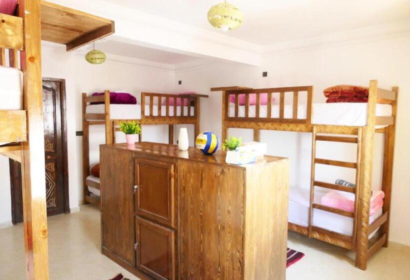 تختخواب در اتاق مشترک, Onda Surf