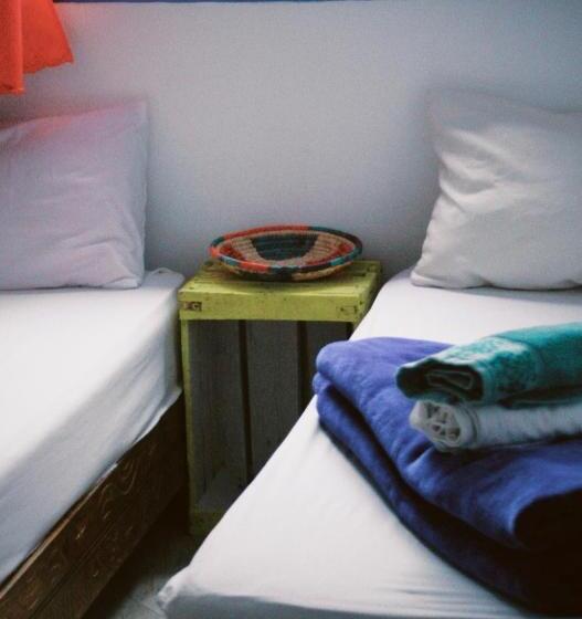 اتاق لوکس, Onda Surf