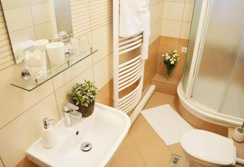 スタンダードルーム, Gyula Wellness Villa