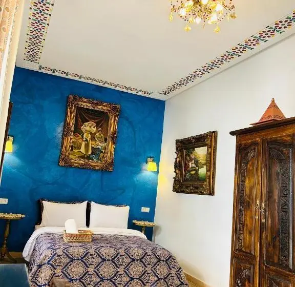 スタンダード４人部屋, Riad Dar Ouezzani