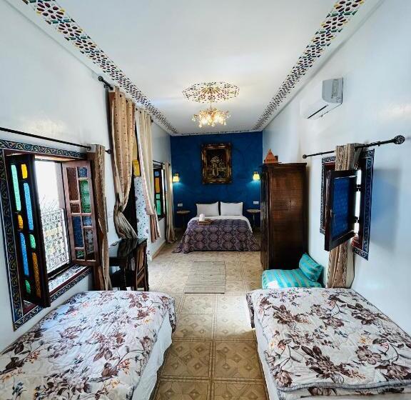 اتاق استاندارد چهار تخته, Riad Dar Ouezzani