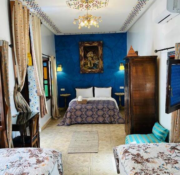 اتاق استاندارد چهار تخته, Riad Dar Ouezzani