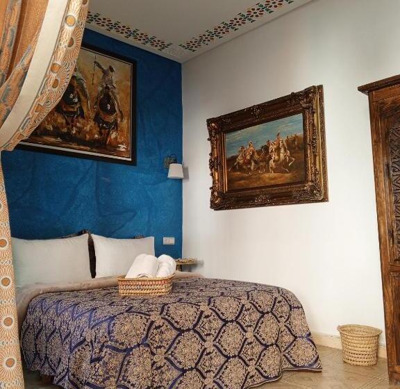 اتاق استاندارد چهار تخته, Riad Dar Ouezzani