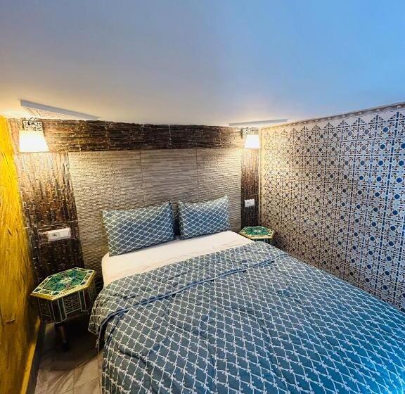 اتاق استاندارد چهار تخته, Riad Dar Ouezzani
