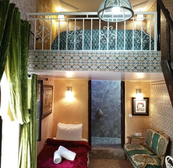 اتاق استاندارد چهار تخته, Riad Dar Ouezzani