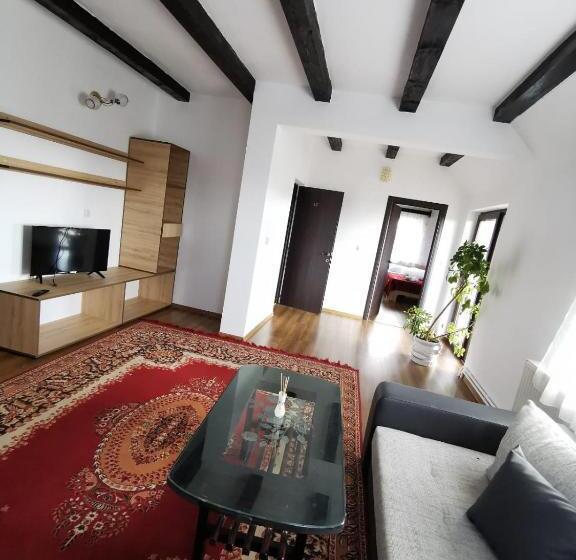 Дом 1 Спальня, Pensiunea Alina