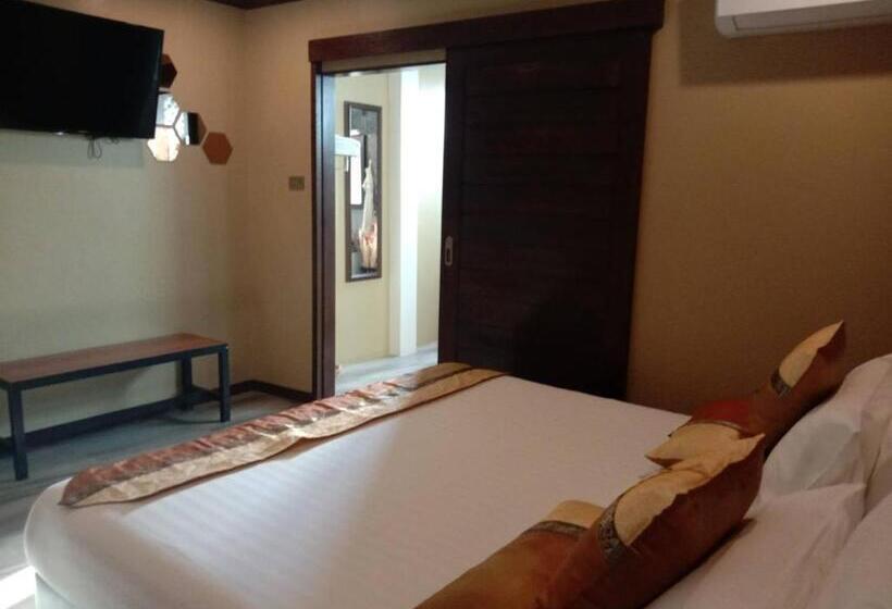 غرفة ديلوكس سرير كينج, Buddies Loft Samet