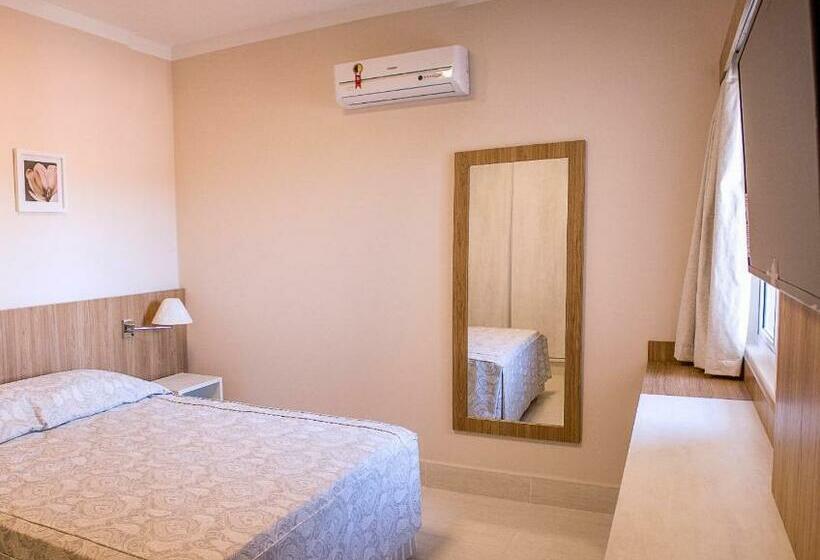 家庭间, Piazza Diroma Caldas Novas