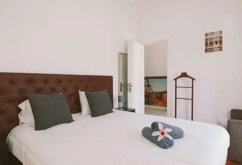 デラックスルーム, Cc Bay House