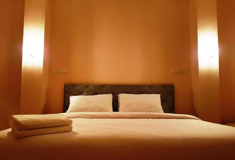 اتاق استاندارد با تخت بزرگ, โรงแรมประทับใจ