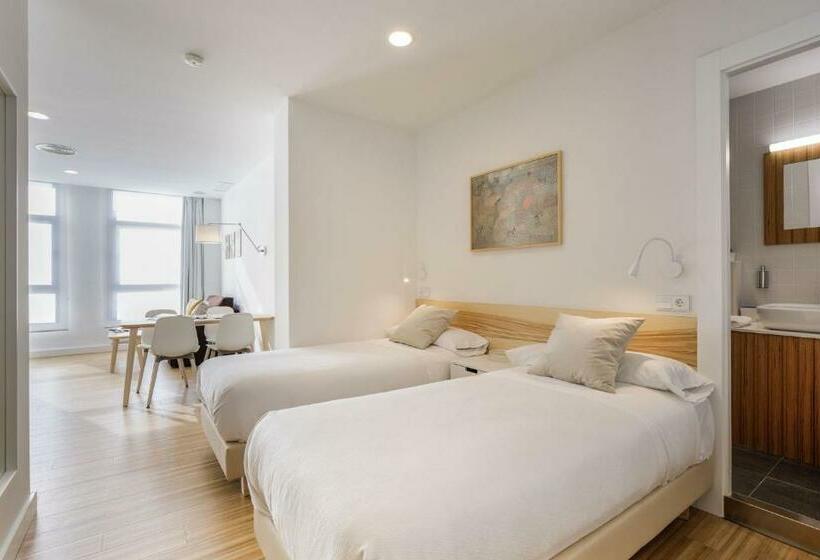 استودیوی استاندارد, Mush Room Apartamentos