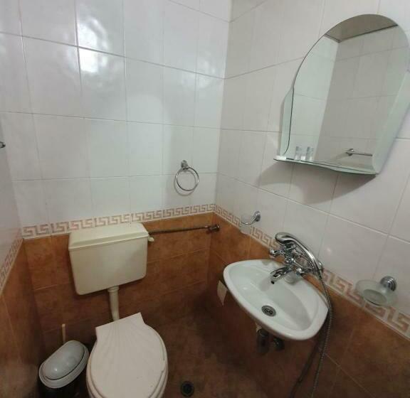 스탠다드 싱글 룸, тодор прегьов