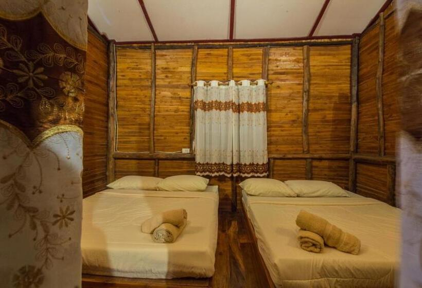 스탠다드 룸 킹사이즈 침대, บ้านสวนศรเพชร