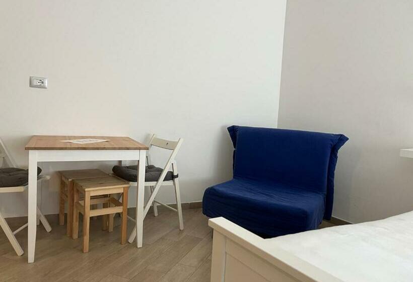 غرفة قياسية ثلاثية, Cristallo Di Neve B&b