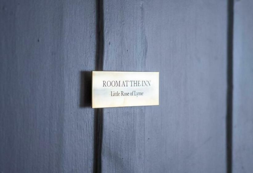 Номер Deluxe, Room At The Inn
