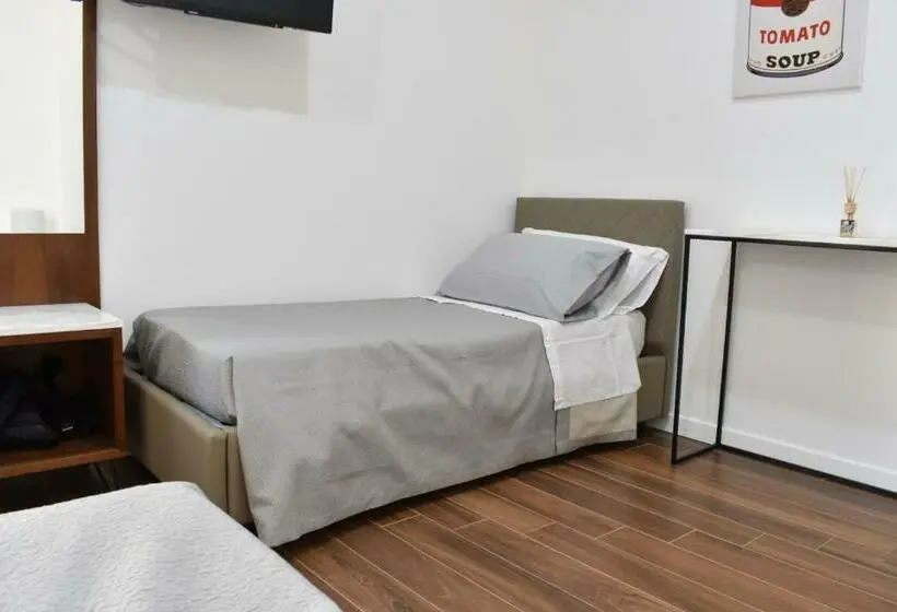 اتاق استاندارد سه نفره, B&b Donna Raffaela