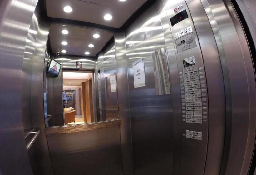 デラックススタジオ, Flat Apart Hotel Crystal Place