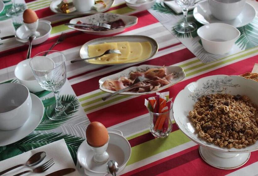 标准间, Au Coeur Du Bocage Vendéen