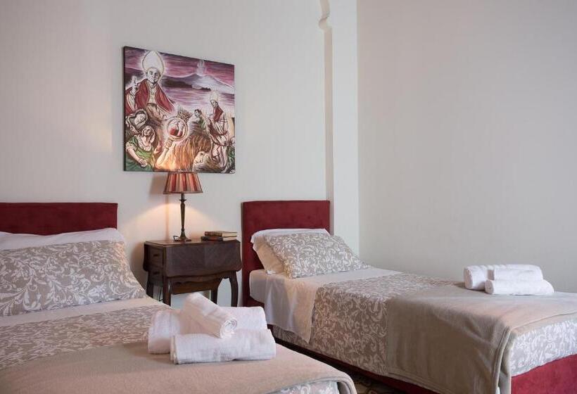 اتاق استاندارد, B&b Palazzo De I Mysteri