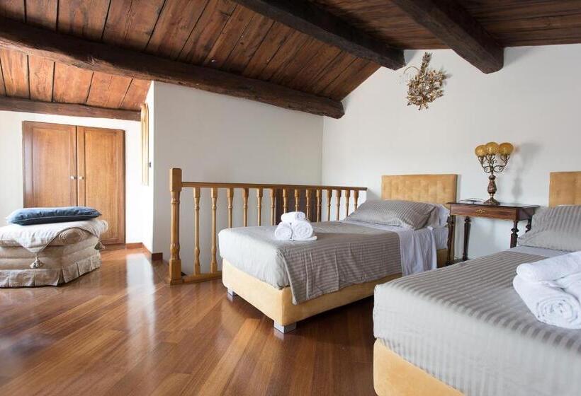 Standard room with outdoor bath, B&b Palazzo De I Mysteri