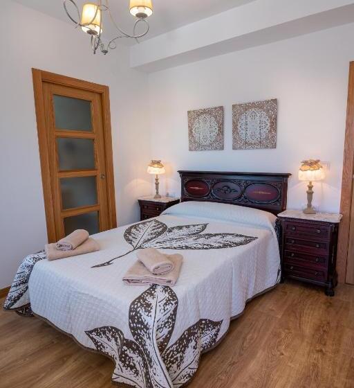 חדר דלוקס עם מרפסת, Pensión Casa Do Gallo Sarria