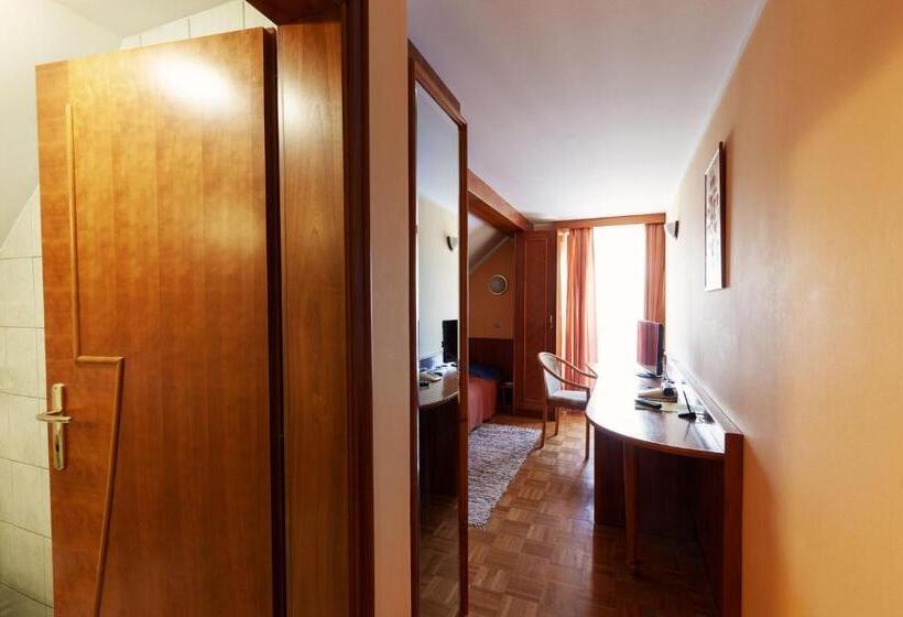 اتاق استاندارد با بالکن, Gostišče Prosnik