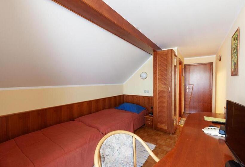 اتاق استاندارد با بالکن, Gostišče Prosnik