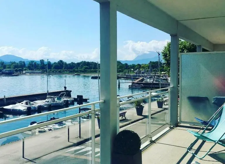 1 Bedroom Apartment Lake View, Residence Du Port
