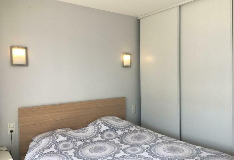 1 Bedroom Apartment Lake View, Residence Du Port