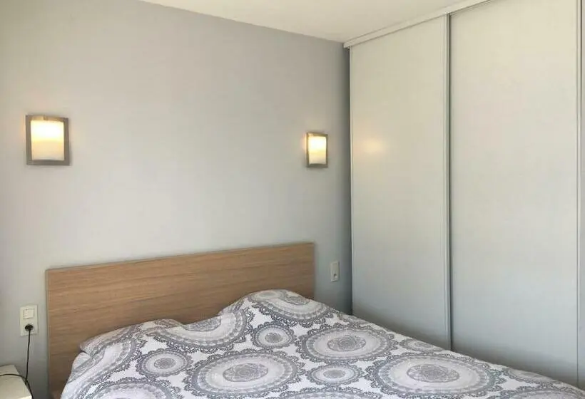 1 Bedroom Apartment Lake View, Residence Du Port