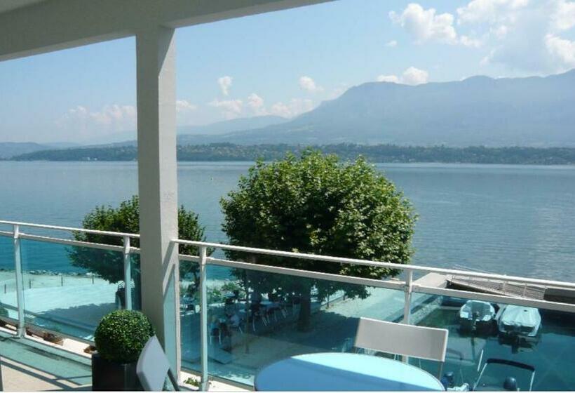 1 Bedroom Apartment Lake View, Residence Du Port