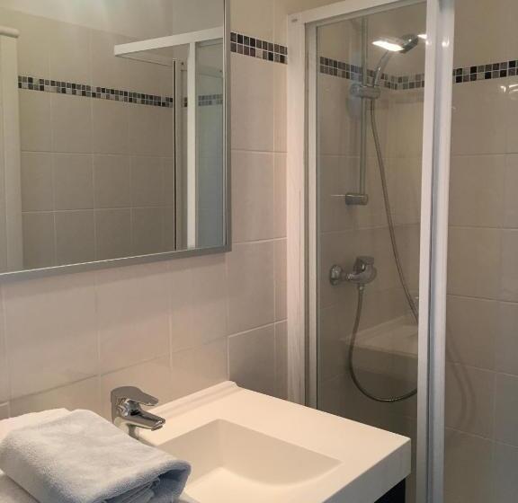 1 Bedroom Apartment Lake View, Residence Du Port