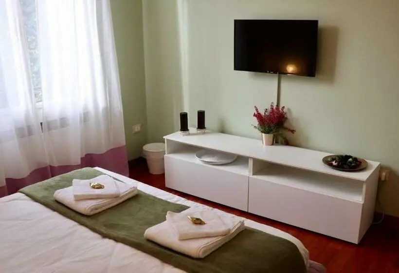 デラックスルーム, A Casa Di Grace