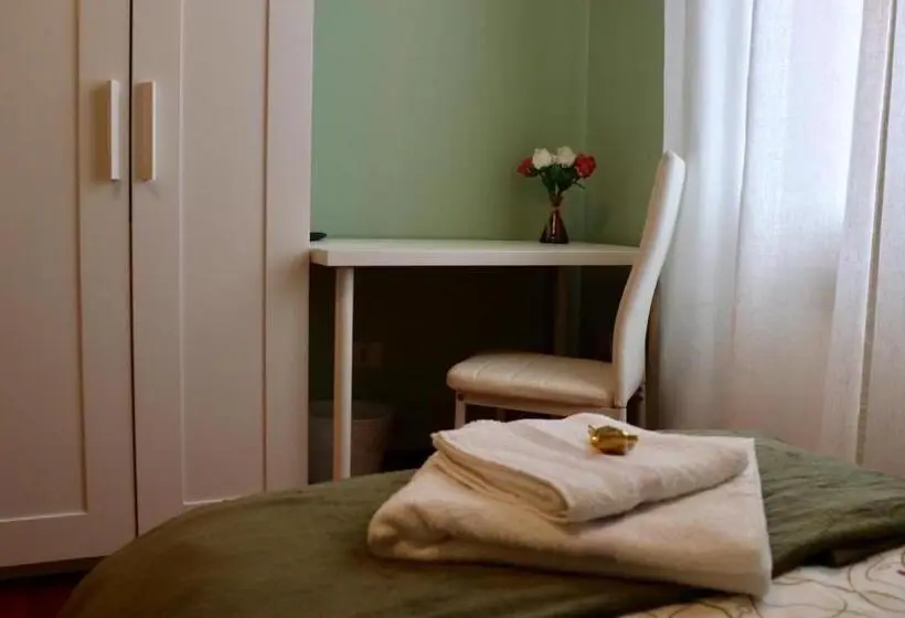 レイクビュースタンダードルーム, A Casa Di Grace