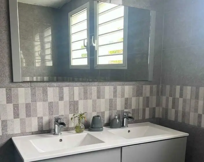 اتاق استاندارد با چشمانداز دریا, Ferme L Eau De Coco