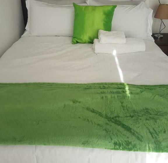 חדר סטנדרט, Mzet Guest House