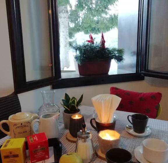 バルコニー付きスタンダードトリプルルーム, Elison On The Lake B&b