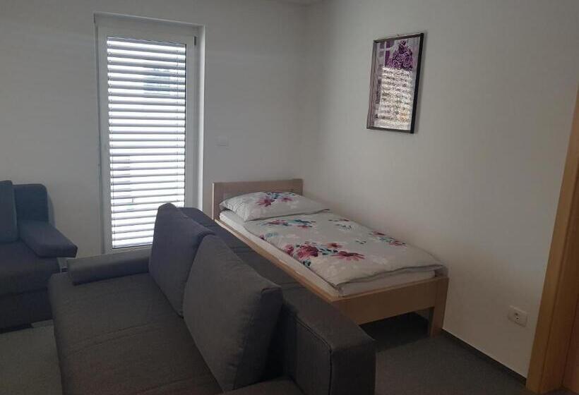 آپارتمان 1 خوابه, Apartmaji Janković