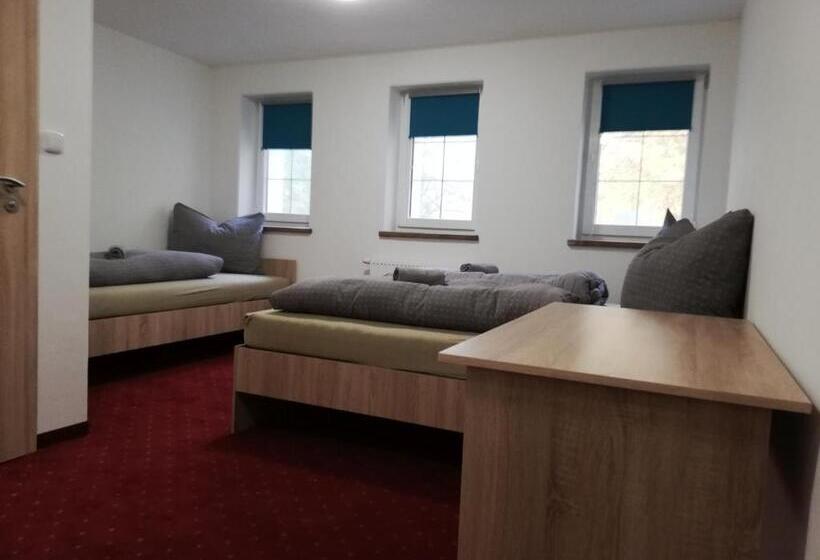 Номер Стандарт Трехместный, Penzion Svatý Petr