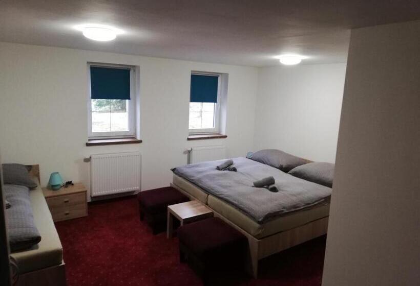 Номер Стандарт Трехместный, Penzion Svatý Petr