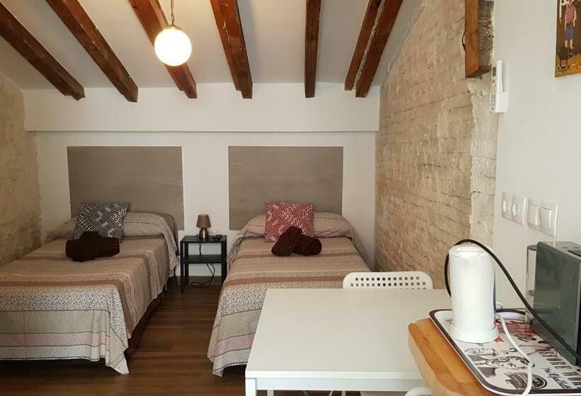 غرفة ديلوكس, Plaza Redonda Brugada Home