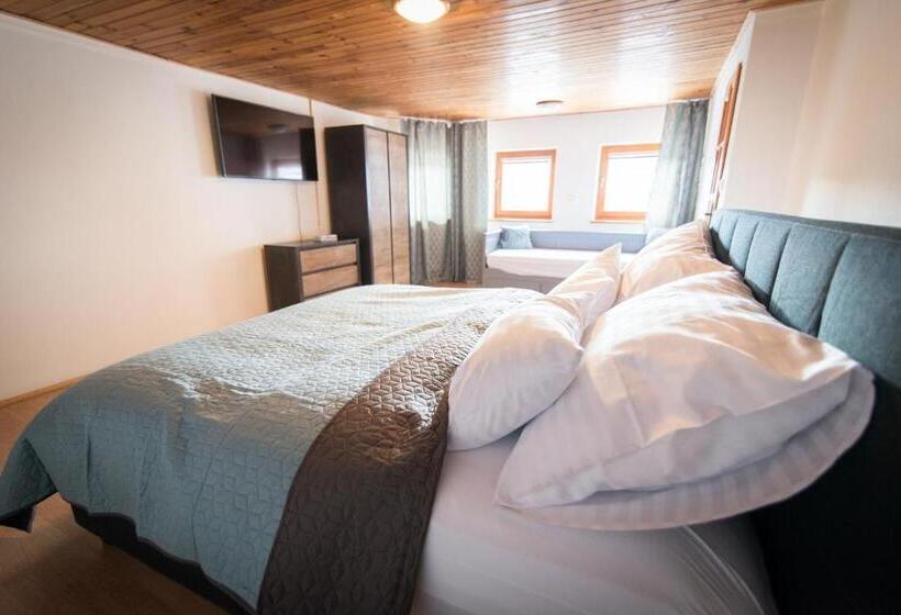 اتاق لوکس, Villa ďumbierka B&b, Wellness, Brewery, Ebikes